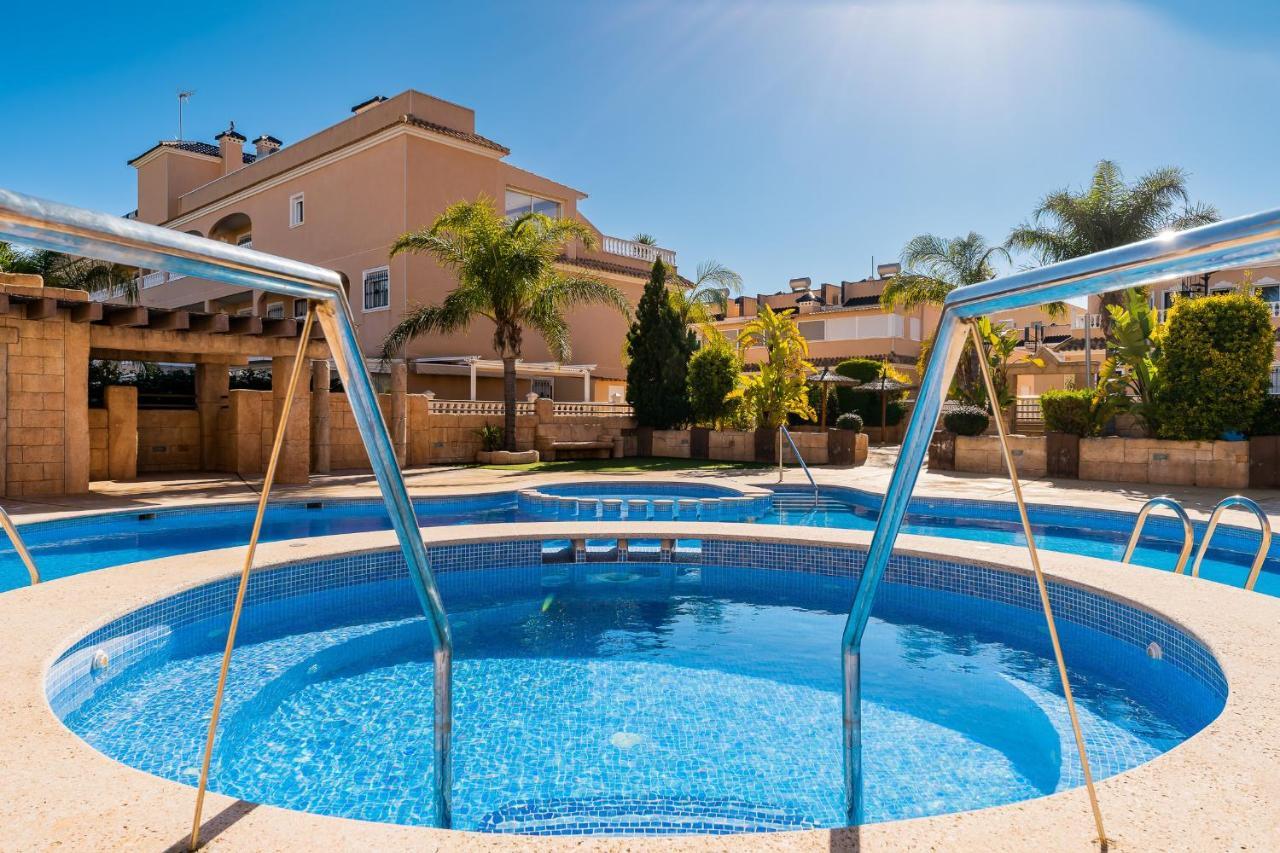 Bungalow La Zenia Cerca De La Playa Oriola  Exterior foto