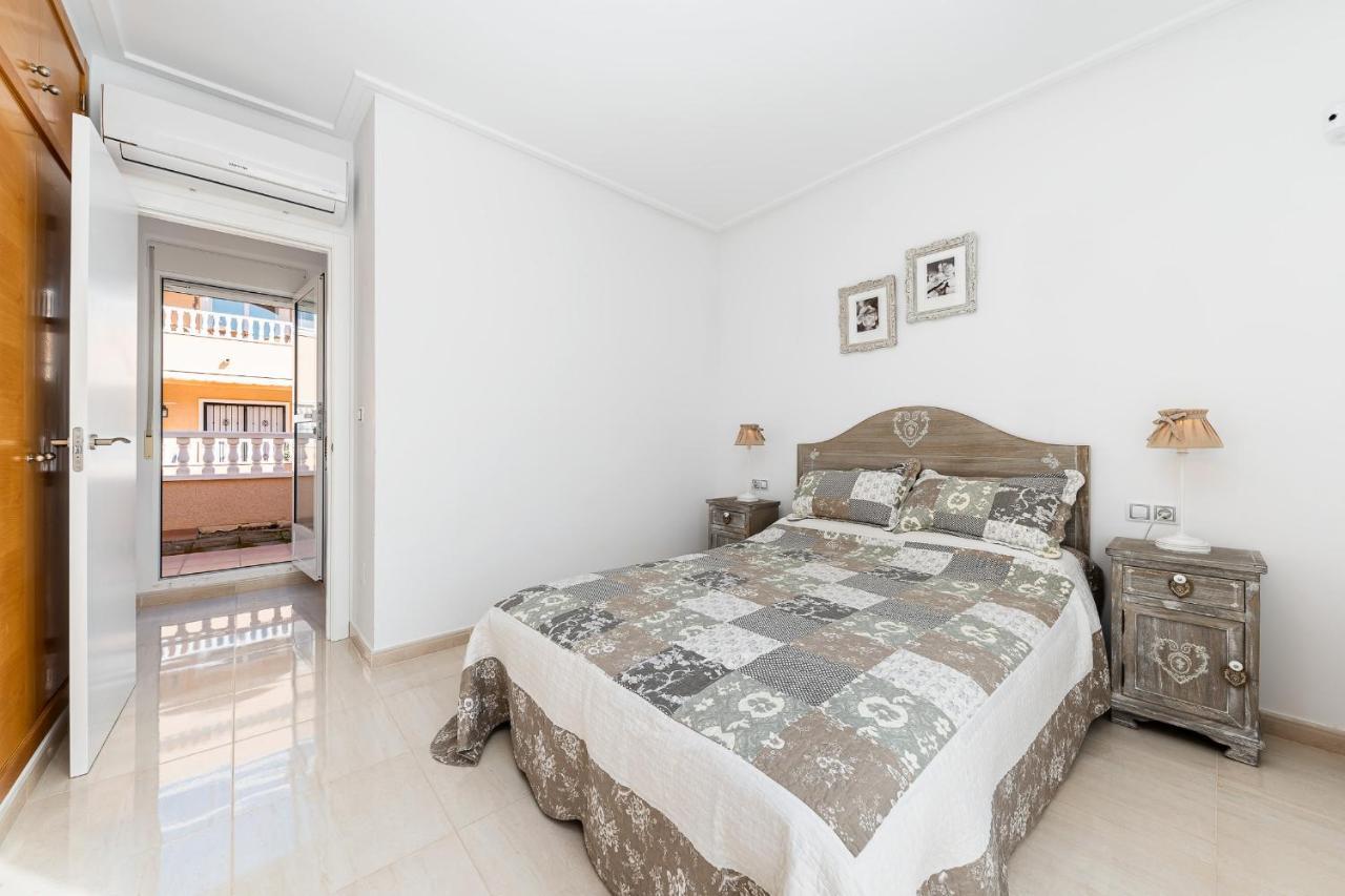 Bungalow La Zenia Cerca De La Playa Oriola  Exterior foto